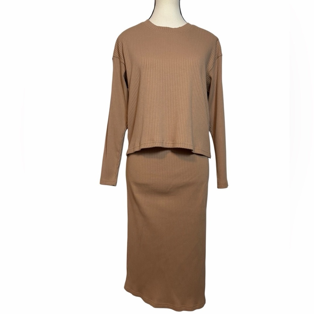 Time and Tru Women’s size small ribbed midi skirt set long sleeve top mocha